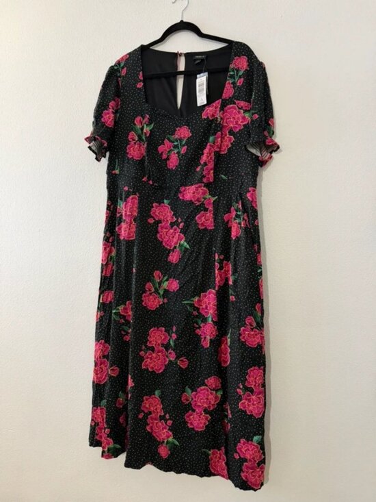 Torrid Dresses & Skirts - Floral Torrid Dress
